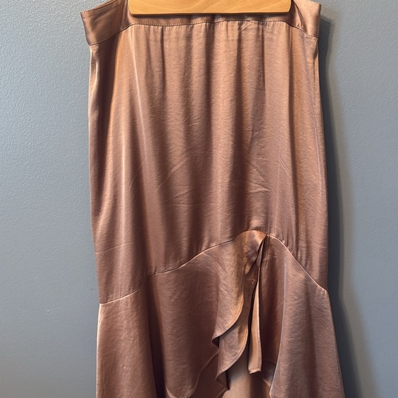 Express | Hi Low Satin Ruffle Maxi Skirt in Bronze NWT - Picture 6 of 12
